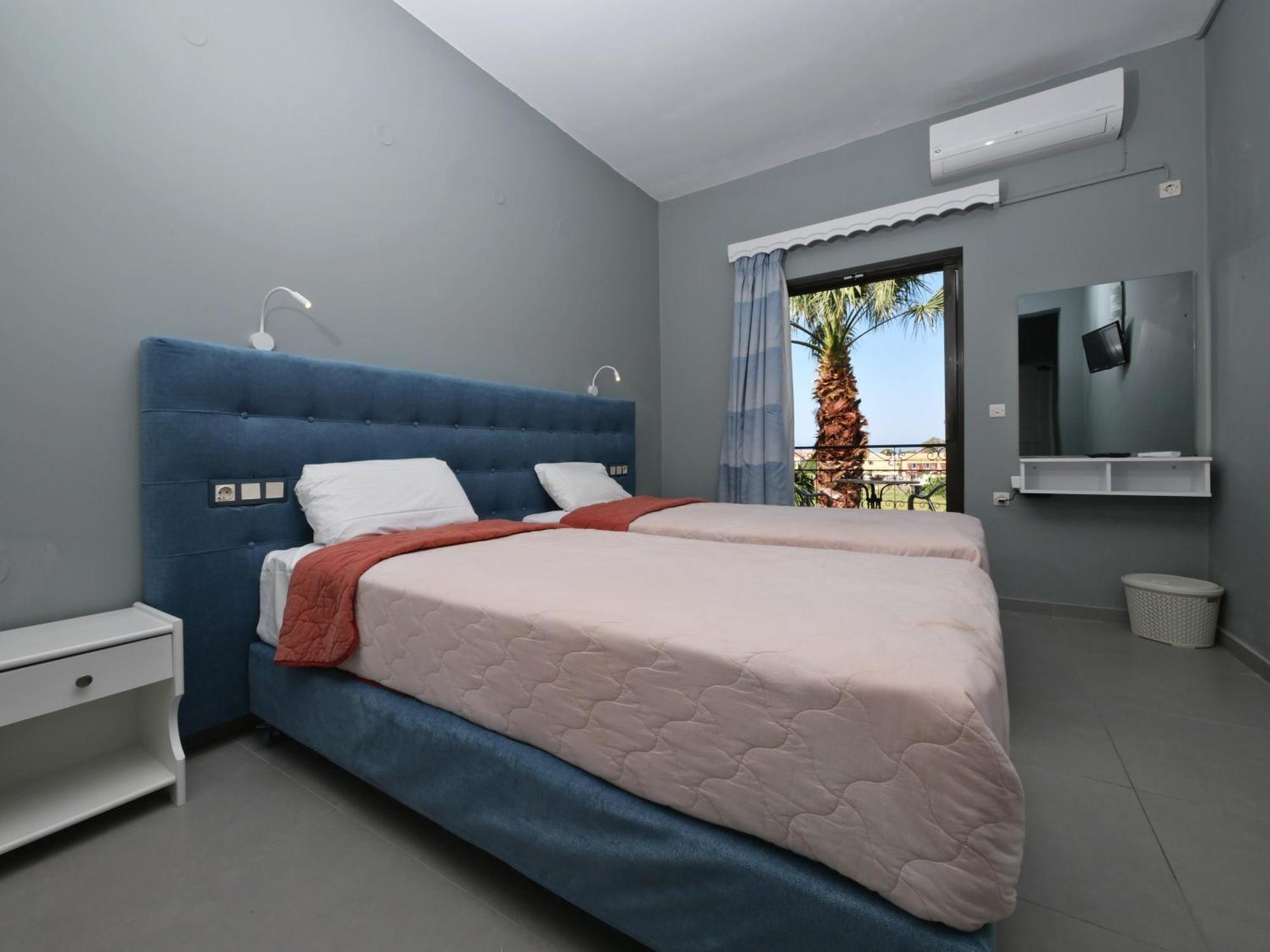 Hotel Marvel Arílasz Kültér fotó